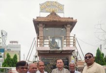 પાટણ: દલિત અધિકાર સંઘના પ્રમુખ જીતેશભાઈ વાઘેલાએ પરિવાર સાથે કર્યા વીર મેઘમાયા મંદિરના દર્શન