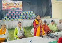 રોટરી ક્લબ પાટણની અનોખી પહેલ: રેગપિકર્સ પરિવારો સાથે રેન્જ આઈજી પરિક્ષિતા રાઠોડે ગરબે ઘૂમી નવરાત્રીની ખુશીઓ વહેંચી